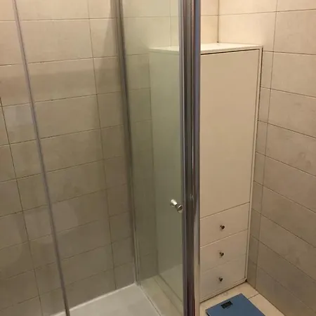 Crescent A10 Apartment *