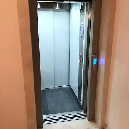 Crescent A10 세인트폴스베이